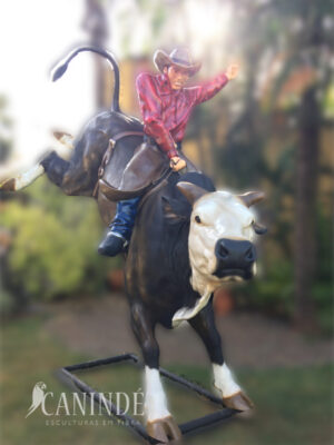 Ref 1202 - Boi com peão